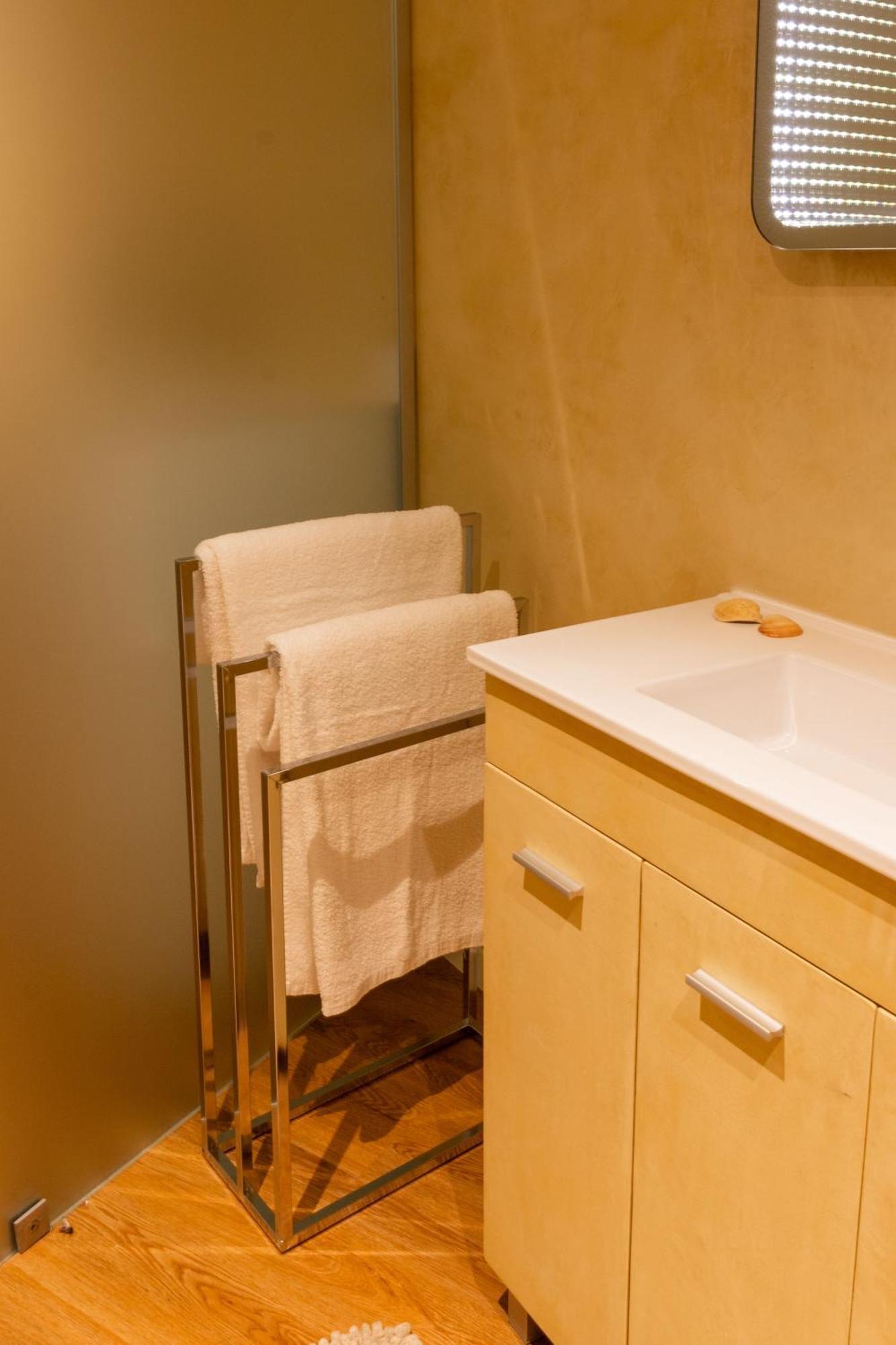 Apartamento Cava Do Viriato Deluxe Viseu Esterno foto